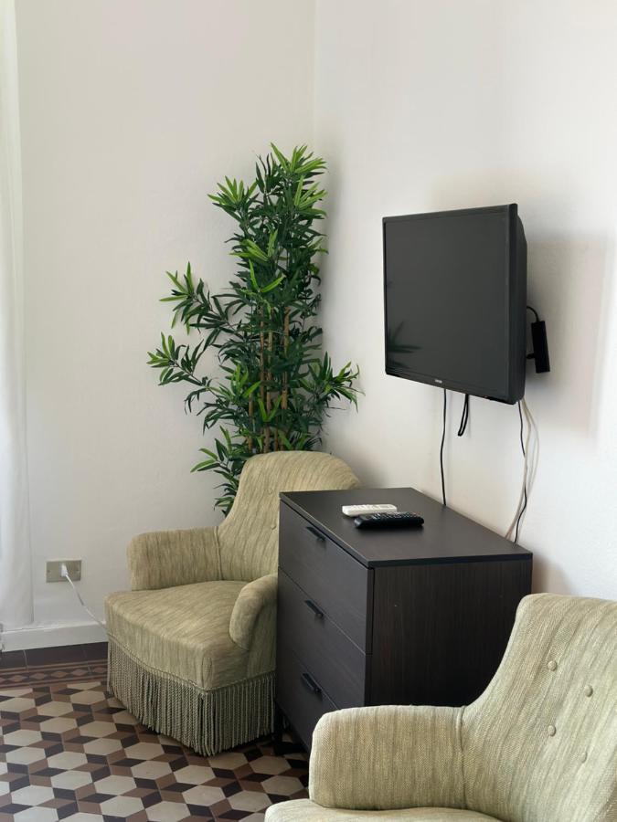 Xenia Apartments - Bright And Elegant Apartment Milano Eksteriør bilde